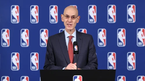 Adam Silver, le commissioner (président) de la NBA n'a pas tardé à réagir pour protéger l'intégrité de sa Ligue. Billups et Rozier ont été immédiatement licenciés par leur franchise respective.
