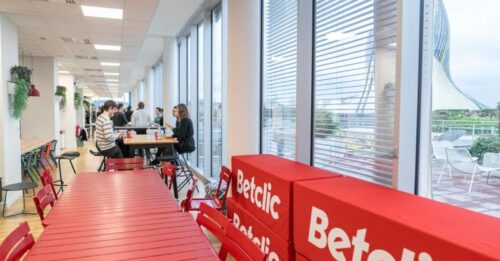 En 2018, Betclic a fait le pari de quitter Paris pour rejoindre Bordeaux. Un choix qui ne l'empêche pas de recruter des talents.