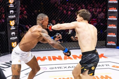 Le partenariat avec Hexagone MMA permet de mettre en scène la marque autour d'un sport qui génère du contenu viral et parle à un autre public que les sports traditionnels.