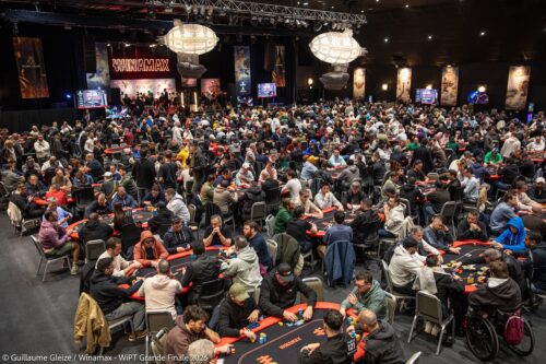 Pendant toute la durée du festival, la salle de spectacle, qui accueille aussi les grands événements poker, a fait le plein. Une masse de joueurs qui, une fois leur tournoi terminé, continue de consommer dans le Pasino.